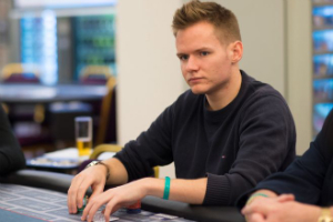 Alex Goulder comienza el Día 4 del Evento Principal de la Temporada 12 del EPT Dublín como líder en fichas