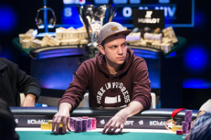Stefan Schillhabel gana el Evento Principal Bay 101 Shooting Star $7,500 del WPT