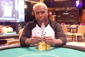 Maurice Hawkins gana el Evento Principal $1,675 del Circuito Horseshoe Council Bluffs de las WSOP 2015/16