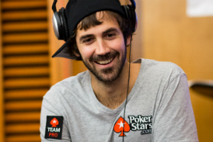 Jason Mercier continúa la racha perdedora en línea