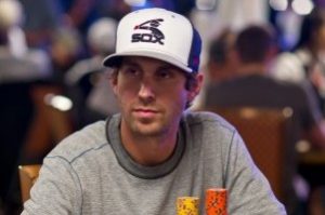 Kyle Julius gana el $1,000 Top Up Turbo No-Limit Hold’em 2016 de las WSOP