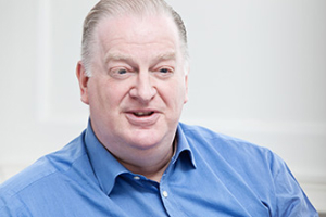 El Director General de William Hill Renuncia a su cargo al Despertar de una Alerta de Ganancias
