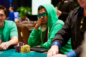 Upeshka De Silva lidera a los 48 finalistas del Día 3 del 2016 SHR Rock’N’Roll Poker Open $3,500 Championship