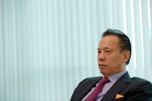 Una disputa familiar le cuesta el puesto en Okada Holdings al magnate japonés de los casinos