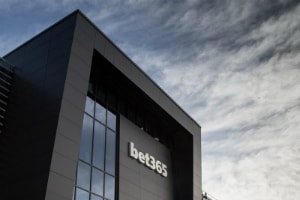 Los intentos de bet365 por cumplir con la nueva regulación provoca numerosos problemas y suspensiones en las cuentas de sus afiliados al juego
