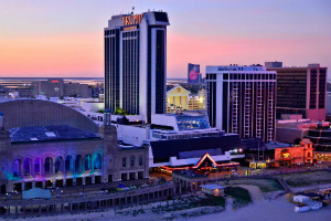 Se postpone la demolición del Trump Plaza Casino, probablemente hasta otoño