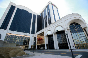 La Universidad aprueba el plan para comprar el antiguo Atlantic Club Casino