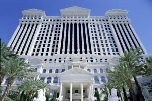 Caesars se embarca en una expansión doméstica y global con su estrategia post-bancarrota