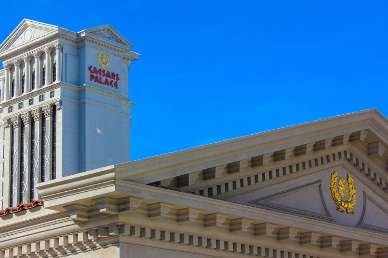 Caesars rechaza la oferta de fusión de casinos de Tilman Fertitta