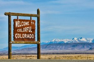 Betsson se lanza al mercado de apuestas deportivas de Colorado con la alianza de Dostal Alley Casino