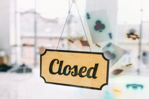 La última sala de cartas de San Diego cierra para siempre